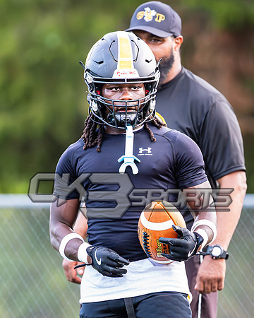 OK3Sports coverage of the high school varsity football game featuring the Gwynn Park Yellow Jackets and the Largo Lions