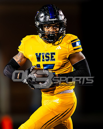 OK3Sports coverage of the high school varsity football game featuring Dr. Henry A Wise Jr Pumas and the Eleanor Roosevelt Raiders