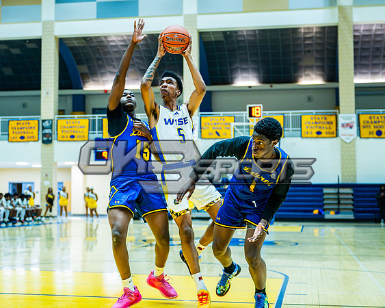 OK3Sports coverage of the high school basketball game featuring the Dr. Henry WIse Pumas and the Laurel Spartans