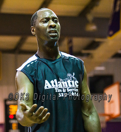 Olen C. Kelley III's coverage of the Garnet and White benefit scrimmage basketball game