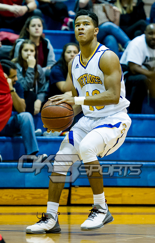 Olen C. Kelley III's coverage of the Samuel Clemens vs Lee boys basketball game