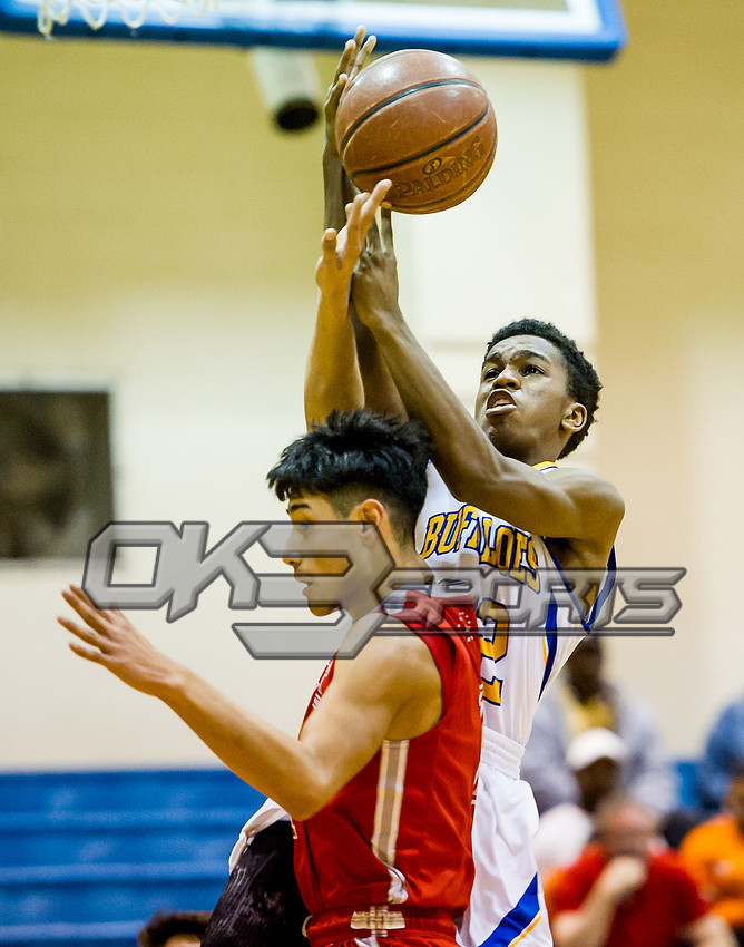 Olen C. Kelley III's coverage of the Samuel Clemens vs Lee boys basketball game