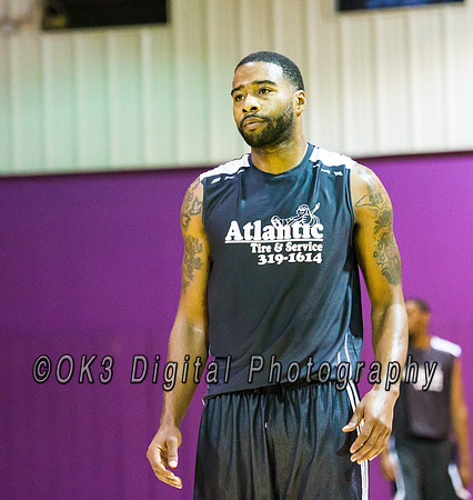 Olen C. Kelley III's coverage of the Garnet and White benefit scrimmage basketball game