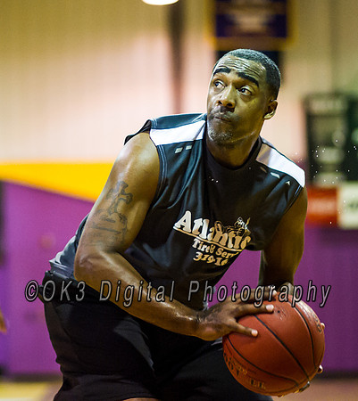 Olen C. Kelley III's coverage of the Garnet and White benefit scrimmage basketball game