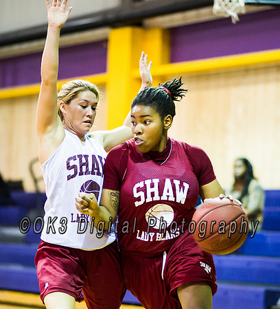 Olen C. Kelley III's coverage of the Garnet and White benefit scrimmage basketball game