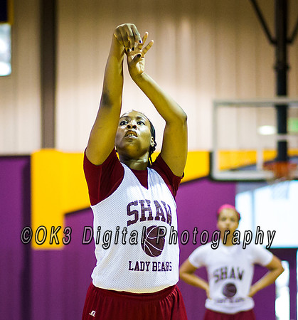 Olen C. Kelley III's coverage of the Garnet and White benefit scrimmage basketball game