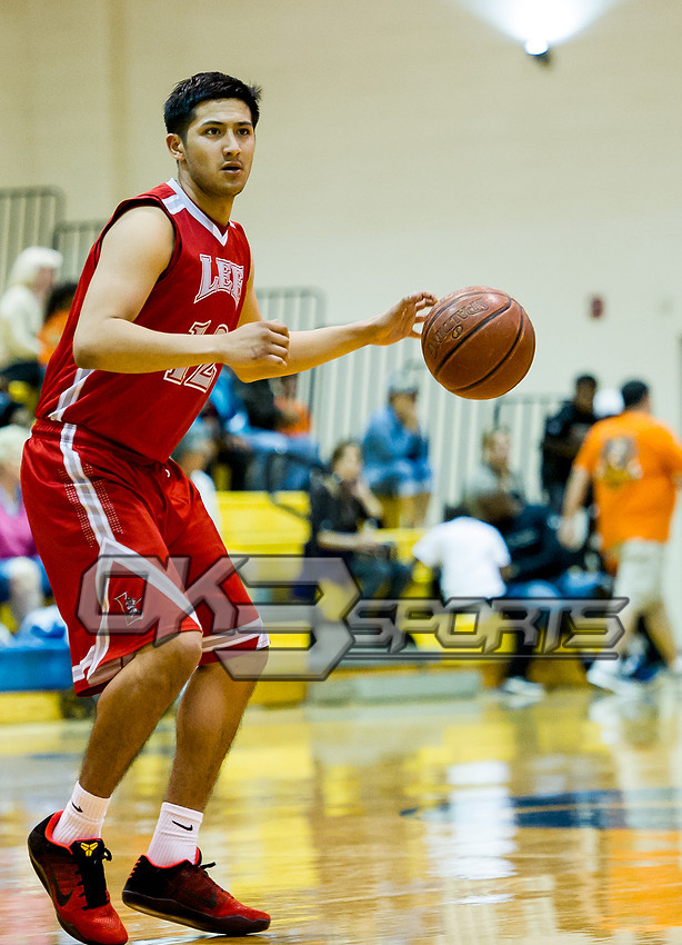 Olen C. Kelley III's coverage of the Samuel Clemens vs Lee boys basketball game