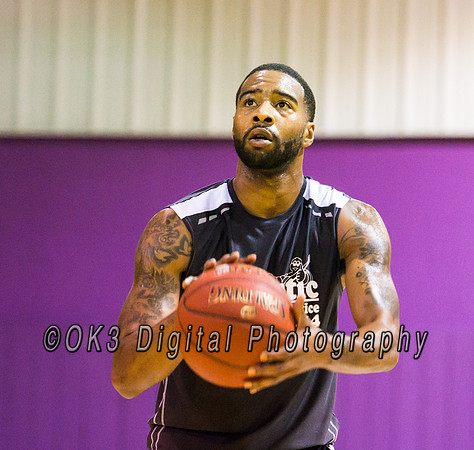 Olen C. Kelley III's coverage of the Garnet and White benefit scrimmage basketball game