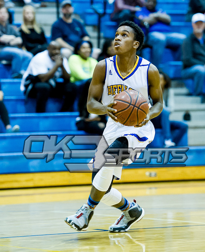 Olen C. Kelley III's coverage of the Samuel Clemens vs Lee boys basketball game