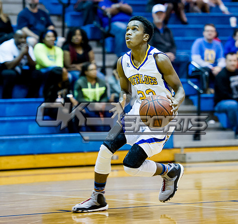Olen C. Kelley III's coverage of the Samuel Clemens vs Lee boys basketball game