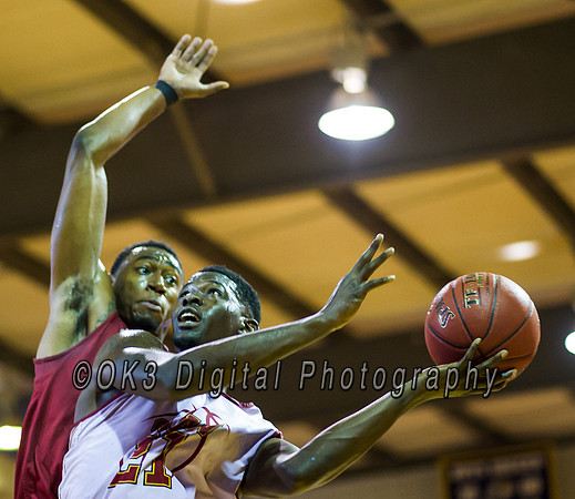 Olen C. Kelley III's coverage of the Garnet and White benefit scrimmage basketball game
