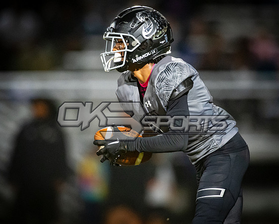 OK3Sports coverage of the high school football game featuring Northwest Jaguars and the Einstein Titans