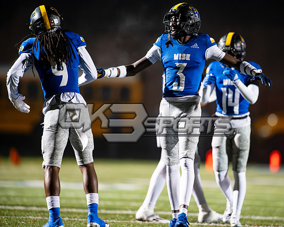 OK3Sports coverage of the high school football game featuring the Wise Pumas and the Bowie Bulldogs