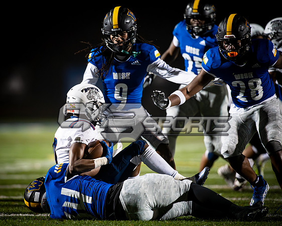 OK3Sports coverage of the high school football game featuring the Wise Pumas and the Bowie Bulldogs