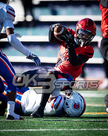 OK3Sports coverage of the high school football game featuring the Dunbar Crimson Tide and the Roosevelt Roughriders