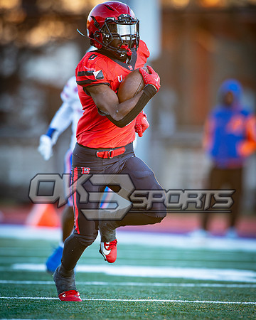 OK3Sports coverage of the high school football game featuring the Dunbar Crimson Tide and the Roosevelt Roughriders