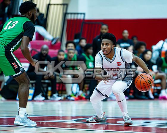 OK3Sports coverage of the high school boys basketball scrimmage game featuring Dunbar Crimson Tide and the Jackson-Reed Tigers