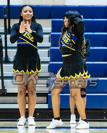 OK3Sports coverage of the girls High School basketball game featuring Wise Lady Pumas and the Laurel Lady Spartans