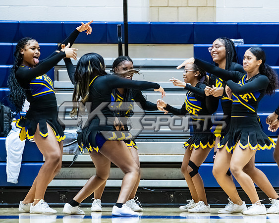 OK3Sports coverage of the girls High School basketball game featuring Wise Lady Pumas and the Laurel Lady Spartans