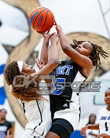 OK3Sports coverage of the high school basketball game featuring the Cane Bay Cobras and the Fort Dorchester Patriots