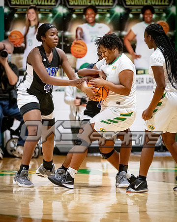 OK3Sports coverage of the high school basketball game featuring the Summerville Green Waves and Fort Dorchester Patriots