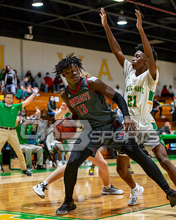 OK3Sports coverage of the high school basketball game featuring the Summerville Green Waves and Fort Dorchester Patriots